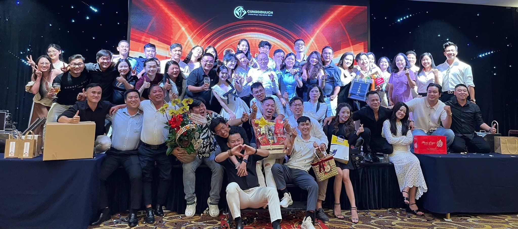 Đội ngũ Cùng Đi Du Lịch