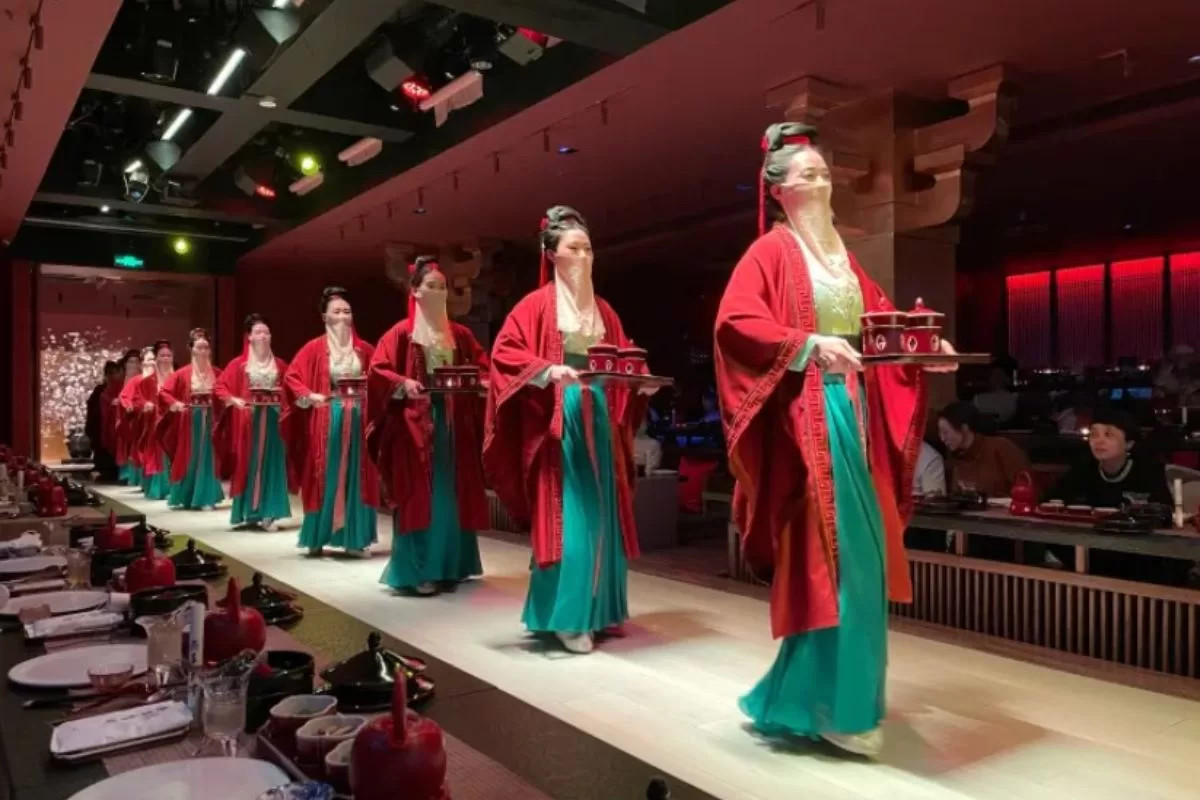 Du lịch Cung Yến Thượng Hải